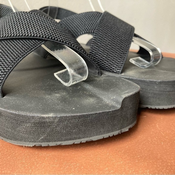 The Healing Sole | Everett Woven Mesh Strap Plantar Fasciitis Platform Sandals - Picture 5 of 9
